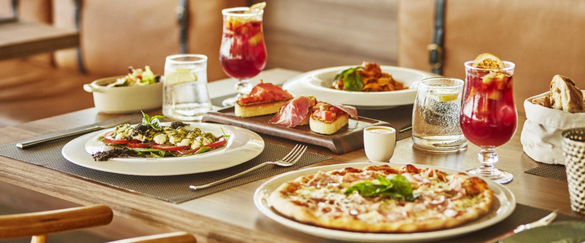 Experience Delicious Cuisine at El Zafiro Restaurant